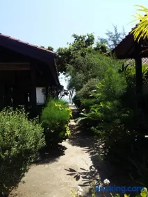 Yaya Bungalows Blue Coral - Image 5