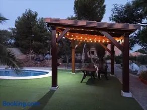 Casa con piscina y gran arboleda. (Casa Brasil) - Image 2