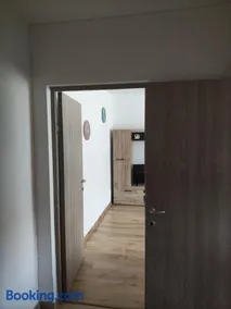 Intime Poto House Suceava - Image 1