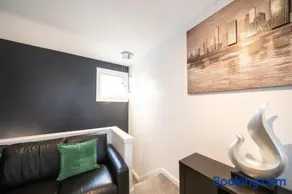 Modern Downtown Top Floor Penthouse With Bay Views - Image 3