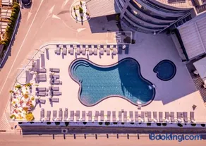 Laki Hotel & Spa - Image 4