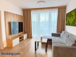 Apartment Lacko with free parking - Image 1