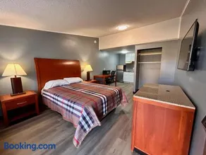 Sunwestern Suites - Image 4