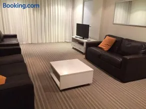 Liberty bay holiday Spacious two bedroom, two bathroom with sea views - Image 5
