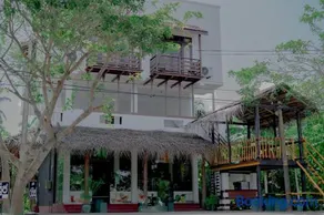 Wilpattu Restaurant & Guest house - Image 1