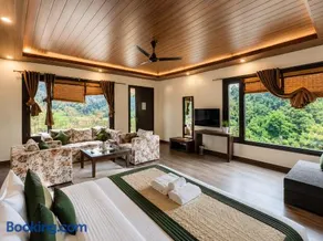 Skywood by Vankuteer - Kaithlighat Maha laxmi furniture bus Stop pick up and drop free - Image 2