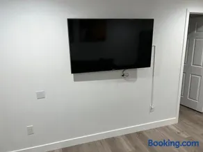 Private gated 1bed & 1bath amazing for 2 in Los Angeles near Universal studio & Hollywood - Image 5