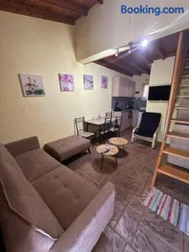 Stenakas Apartments - Image 2
