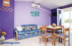 One-Bedroom Apartment In Pakostane - Image 2