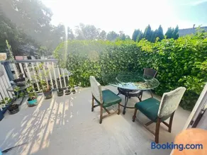 Fraser Valley Getaway With Breakfast S5 - Image 2