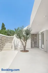Pearl House - Luxurious new beach villa in Spetses stunning view - Image 2