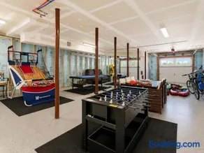 Game Room, Kayaks, Steps to the Ocean! - Image 2