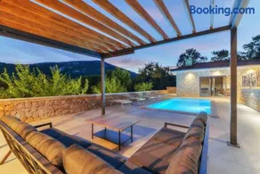 Villa Green Sky - Image 1