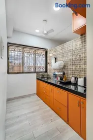 Nino 1 BHK in Bandra by Squareone Stays - Image 4