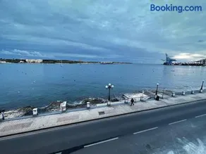 Seafront 3 Bedroom Apartment in Birzebbugia - Image 3