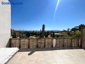 Casa Mantra Ocean View & Private Terrace - Image 1