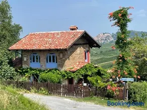 Villa Biancospino - luxury and private villa in Langhe - Image 1