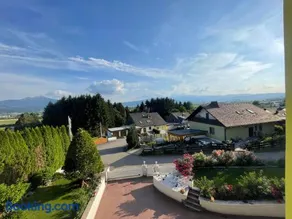 Apartments in elegant Villa am Red Bull Ring in Spielberg - Image 2