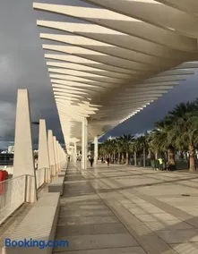 Premium Historic Center & Parking - Image 3