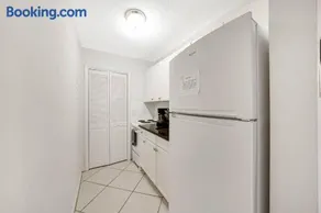 Beach Apart by Dream Vacation unit 4 - Image 2