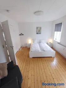 Apartment in Frederikshavn city with free parking - Image 2