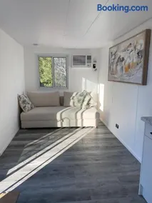 Haven's Hideaway - Tiny Home - Image 4