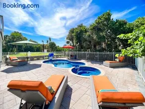 Island Haven: Uncover Blissful Paradise - Image 1