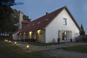 Dagen Haus Guesthouse - Image 1