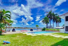 Club House 305 w PRIVATE NIGHTCLUB, Cinema, Game Room, Gym & Pool - Image 2