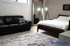Grandview Melbourne Executive 2BR Apartment - Image 3
