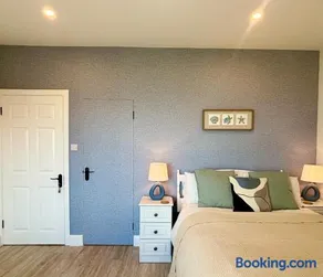 Ocean View Guestrooms - Image 3