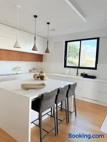 Aurora Residence by A&D Properties - Image 4