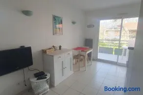 Studio en résidence avec piscine - 2820 - Image 3