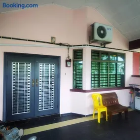 AR Happy Homestay - Image 1