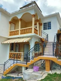 Cherry's Homestay - Image 2
