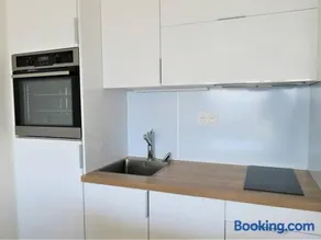 Bel appartement rénové face au port avec loggia et garage privé à Perros-Guirec - FR-1-368-283 - Image 3