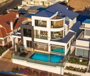 Ocean View Villa with Pool Spa & Cinema - Image 1