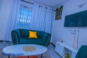 Zariah Homes 1BR Ksm - Image 1