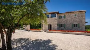 Rustic villa Kave with wellness in Groznjan - Image 4