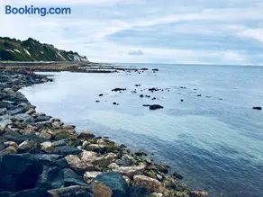 NEW Seabreeze Large Family Apt Sea Views Ventnor - Image 5