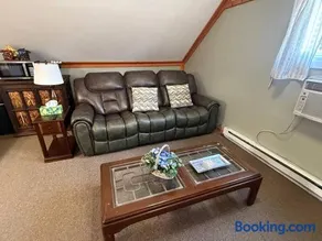 Comfort and Convenience complete 2 bedroom house - Image 2