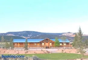 Thousand Lake Lodge at Capitol Reef - Image 1