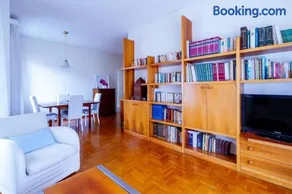 Home La Quiete. Two Bedrooms, 250m from the Beach - Image 4