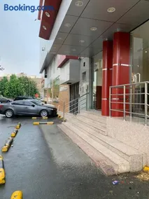 منازل بجيلة للشقق المخدومة Manazel Begela - Image 2