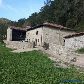 La Molnera - Image 1