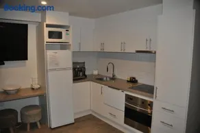 White Crystal Apartments - Image 2