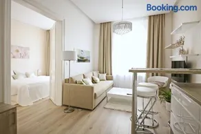 Luxury Center Apt. Charles bridge walking distance - Image 1