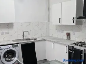 J & T property - Image 3
