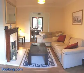 3 Bedroom 3 Bathroom House, Dublin - Image 1