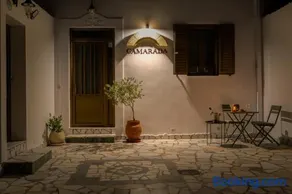Camarada Boutique Traditional House - Image 4